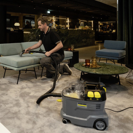 Пылесос Karcher PUZZI 8/1 CN