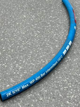 Шланг пищевой SELWASH/2 (400бар, 2SC, DN08, DIN EN 857, синий, цена за 1 метр)