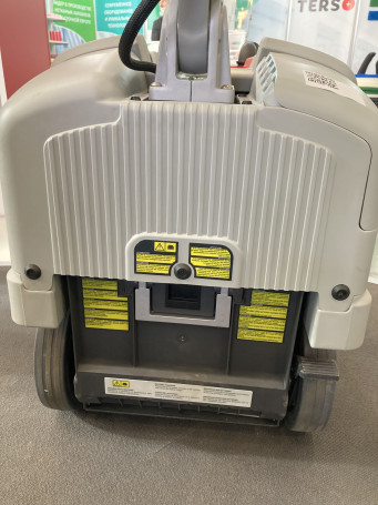 Поломоечная машина Comac Vispa XL