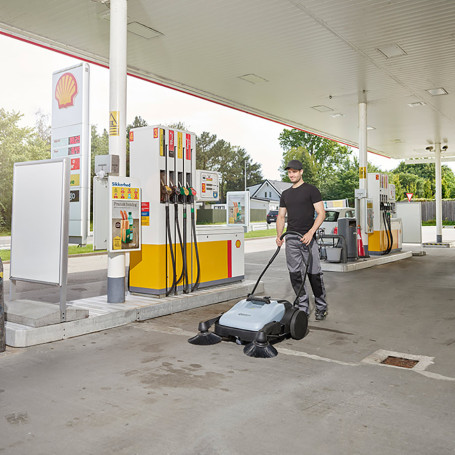 Подметальная машина Nilfisk SW 250