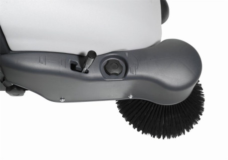 Подметальная машина Nilfisk SW 750