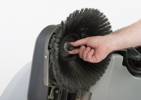 Подметальная машина Nilfisk SW 900 B