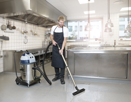 Пылесос Nilfisk VL100-55 EU GO