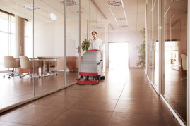 Поломоечная машина Comac Versa 65 BT