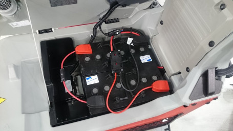 Поломоечная машина Comac Versa 65 BT