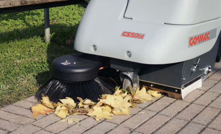 Подметальная машина Comac CS 50 Bt
