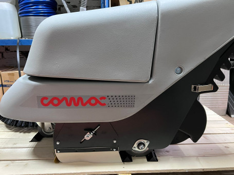 Подметальная машина Comac CS 50 Bt