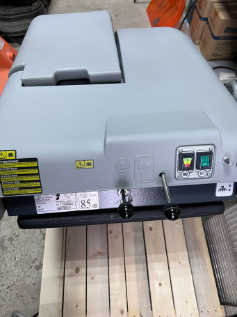 Подметальная машина Comac CS 50 Bt