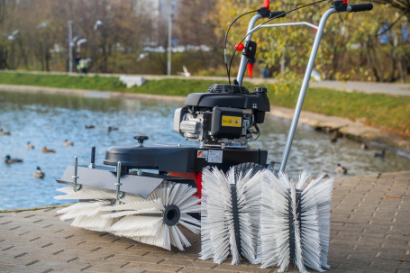 Подметальная машина Limpar 67 Honda