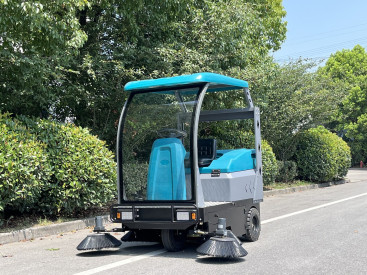 Подметальная машина VinnerMyer SW1900R-G