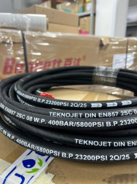 Шланг высокого давления 2SC-08 (15м, 400бар, М22х1.5г-г) RC