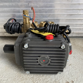 Насос высокого давления Comet ZWR-K для К700 (2800 об/мин, с регулятором)