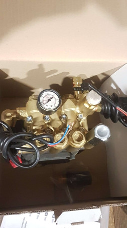 Насос высокого давления Comet LW-K 3525 S 13/180 (1450 об/мин, с регулятором, с датчиками TS)