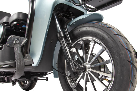 Трицикл электрический Rutrike Патрон (голубой)