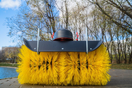 Подметальная машина Limpar 84 PRO Honda (сегментная щетка)