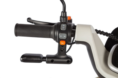 Трицикл электрический Rutrike Gelbert Ogma (48/60V, 650W, бело-красный) (0000252-3120)