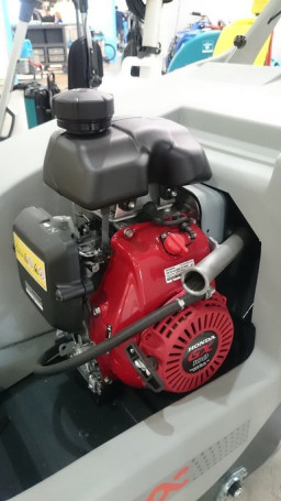 Подметальная машина Comac CS 50 Ht