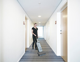 Пылесос Nilfisk VU500 15INCH SMU EU