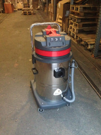 Пылесос Kometa 024-3