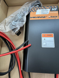 Зарядное устройство Stark ProHF E 24-40 (24В, 40А)