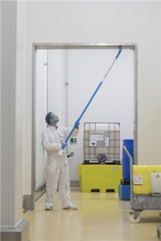 Ручка телескопическая Vikan (d32мм, синий, подв. воды)