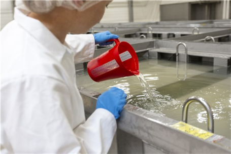 Мерный кувшин Vikan (2л, красный)