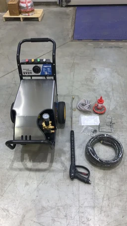 Мойка высокого давления TOR ZM-2615M (260бар, 15л/мин)