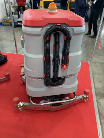 Поломоечная машина Bennett Patrol P150 PRO (315Ач, Li) (BNT66020-li315)