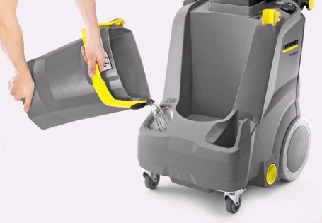 Экстрактор Karcher Puzzi 30/4