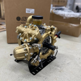 Мембранный насос Comet IDS 1701 (50 бар, 161 л/мин, ВОМ 1"⅜, гидроаккум)