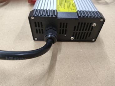 Зарядное устройство Stark Lithium Battery Charger 24V 25A APT