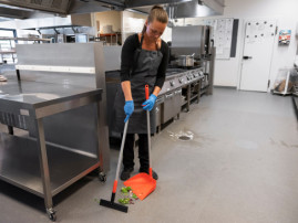 Комплект Vikan щетка с совком (330мм, оранжевый)