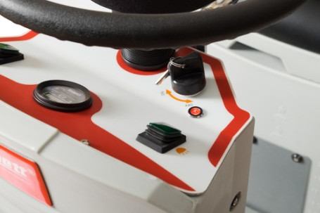 Поломоечная машина Bennett Hussar H760b (150Ач, Li)