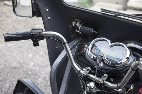 Трицикл электрический Rutrike КАРГО 1800 60V/1000W (черный матовый)