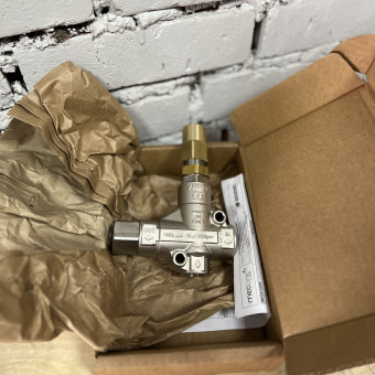 Регулятор давления Mecline VHP51 (500бар, 100л/мин, 1/2"г-1/2"г, By-pass 1/2"г, никел.лат)