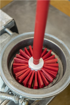 Ерш для труб Vikan (D175мм, красный)