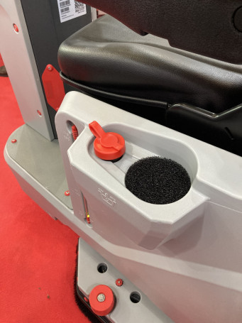 Поломоечная машина Bennett Hussar H120D (200Ач Li)