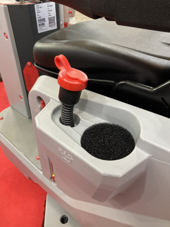 Поломоечная машина Bennett Hussar H120D (300Ач Li)