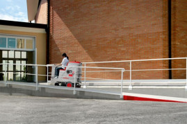 Поломоечная машина Comac Innova Comfort 85 B Manual